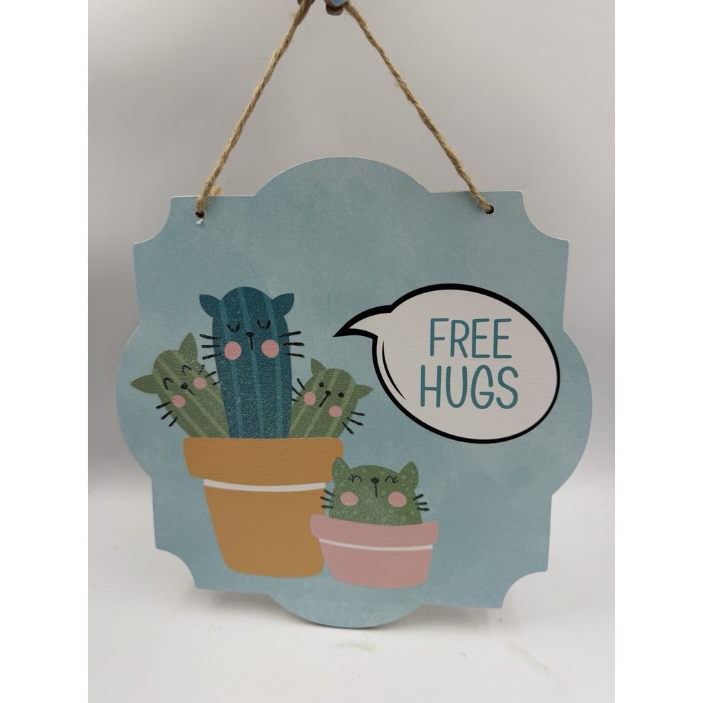 Sweet Character Endearing Cactus "Free Hugs" Wall Hanging Sign Decoration